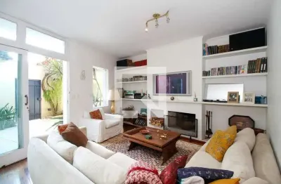 Casa com 3 quartos à venda na Rua Livi, Vila Madalena, São Paulo