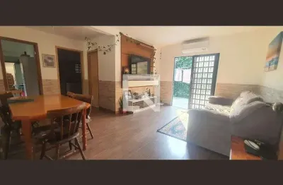 Casa com 3 quartos à venda na Rua Protásio Alves, Niterói, Canoas