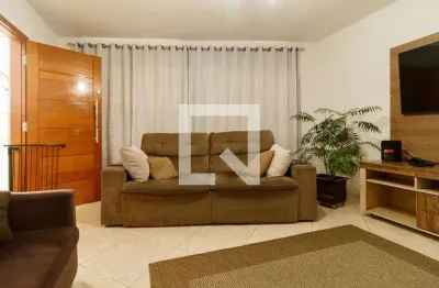 Casa com 3 quartos à venda na Rua Capricho, Vila Gustavo, São Paulo