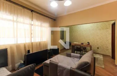 Casa com 3 quartos à venda na Rua São José do Barreiro, Belém, São Paulo