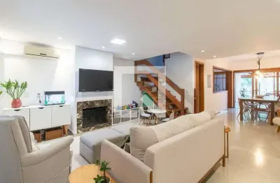 Casa com 3 quartos à venda na Rua Conselheiro Xavier da Costa, Ipanema, Porto Alegre