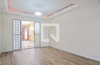 Casa com 2 quartos à venda na Rua José Ataliba Ortiz, Vila Mangalot, São Paulo