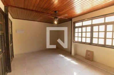 Casa com 1 quarto à venda na Rua dos Cristais, Engenho do Mato, Niterói