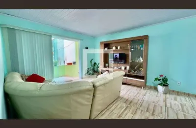 Casa com 3 quartos à venda na Rua Turquesa, Tropical, Contagem