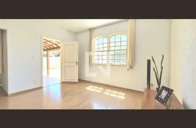 Casa com 4 quartos à venda na Rua Espírito Santo, Várzea, Lagoa Santa