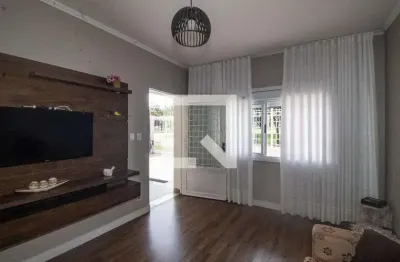 Casa com 3 quartos à venda na Rua Coelho da Costa, Nonoai, Porto Alegre