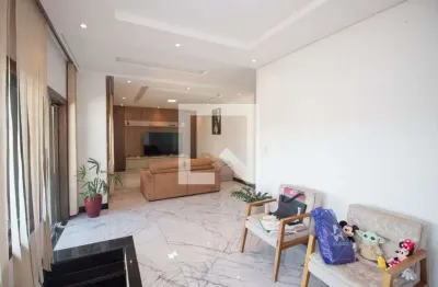 Casa com 5 quartos à venda na Rua do Silêncio, Colonial, Contagem