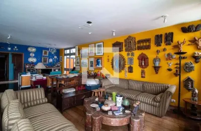 Casa com 3 quartos à venda na Rua Doutor José de Moura Resende, Butantã, São Paulo
