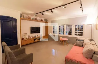 Casa com 3 quartos à venda na Rua Heitor Ariente, Butantã, São Paulo