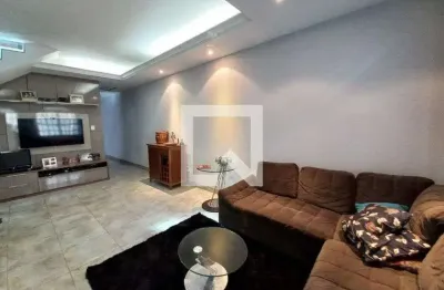 Casa com 3 quartos à venda na Rua Aloísio Lobão Veras, Castelo, Belo Horizonte
