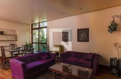 Casa com 4 quartos à venda na Rua Taques Alvim, Cidade Jardim, São Paulo