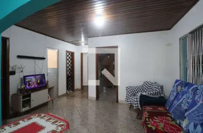 Casa com 4 quartos à venda na Rua Soledade, Mathias Velho, Canoas
