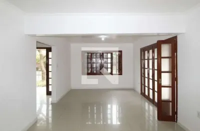 Casa com 4 quartos à venda na Rua Dom Jaime de Barros Câmara, Sarandi, Porto Alegre