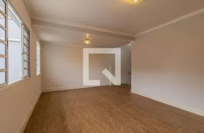 Casa com 3 quartos à venda na Rua Manuel Jacinto, Vila Sônia, São Paulo