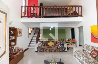 Casa com 3 quartos à venda na Rua Germano Faber, Piratininga, Niterói