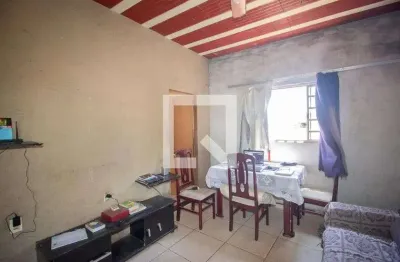 Casa com 2 quartos à venda na Rua Amélia Zeferina de Freitas, Três Barras, Contagem