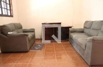 Casa com 2 quartos à venda na Rua Garopá, Vila Curuçá, São Paulo