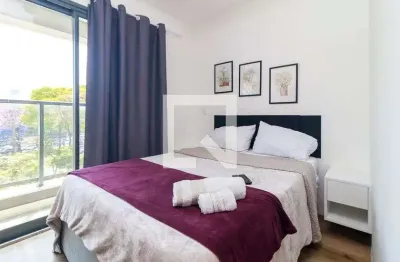 Kitnet / Stúdio à venda na Rua Barão do Triunfo, Brooklin, São Paulo por R$ 500.000