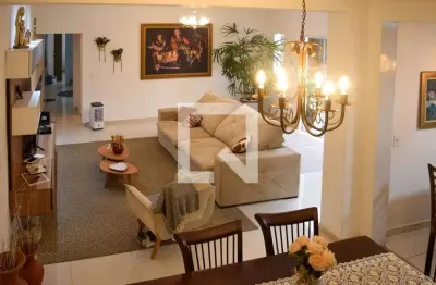 Casa com 4 quartos à venda na Rua Picinguaba, Vila Carrão, São Paulo