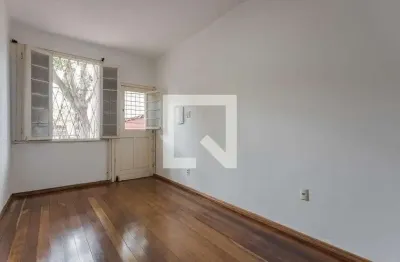 Casa com 2 quartos à venda na Avenida Bahia, São Geraldo, Porto Alegre