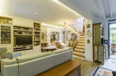 Casa com 2 quartos à venda na Rua Nova Cidade, Vila Olímpia, São Paulo