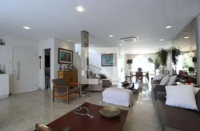 Casa com 4 quartos à venda na Avenida Moaci, Moema, São Paulo