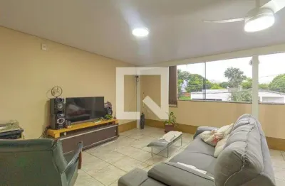 Casa com 2 quartos à venda na Avenida A.j. Renner, Estância Velha, Canoas