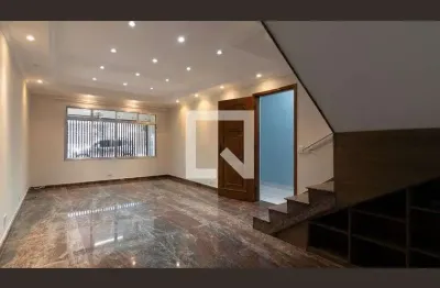 Casa com 3 quartos à venda na Rua Córrego Novo, Ponte Rasa, São Paulo