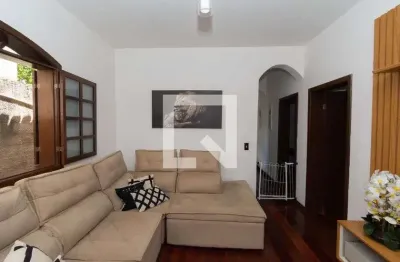 Casa para venda - california, 3 quartos,  364 m² - belo horizonte