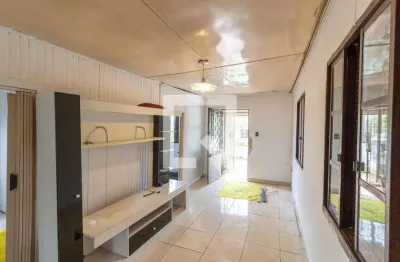 Casa com 2 quartos à venda na Avenida Juca Batista, Cavalhada, Porto Alegre