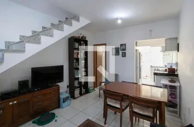 Casa com 2 quartos à venda na Rua Dom Aristides, Nacional, Contagem