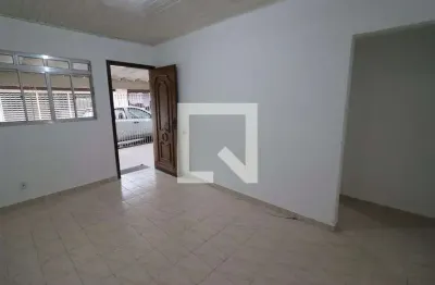 Casa com 2 quartos à venda na Passagem João Batista de Araújo, Centro, Osasco