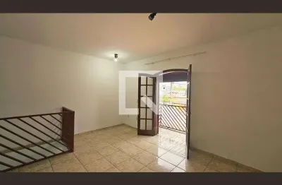 Casa com 2 quartos à venda na Rua Vereador Rubens Soares, Jardim das Tulipas, Jundiaí