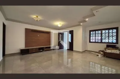 Casa com 4 quartos à venda na Alameda Rouxinol, Jardim, Santo André