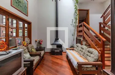 Casa para venda - medianeira, 3 quartos,  220 m² - porto alegre