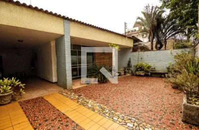 Casa com 4 quartos à venda na Rua Oriente, Serra, Belo Horizonte