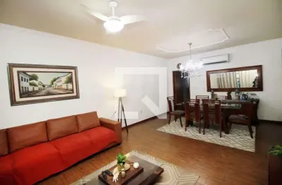 Casa com 2 quartos à venda na Rua Castilho Daltro, Irajá, Rio de Janeiro