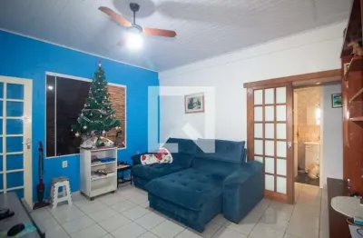 Casa com 3 quartos à venda na Rua Cachoeira do Sul, Vila Nova, Porto Alegre