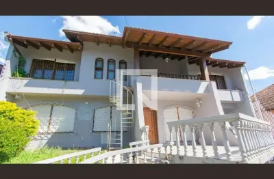 Casa com 4 quartos à venda na Rua Tietê, Igara, Canoas