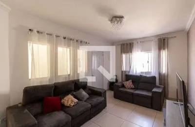 Casa com 3 quartos à venda na Rua Raimundo Lúlio, Ponte Rasa, São Paulo