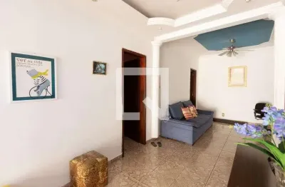 Casa com 6 quartos à venda na Rua Rio Grande, Novo Riacho, Contagem