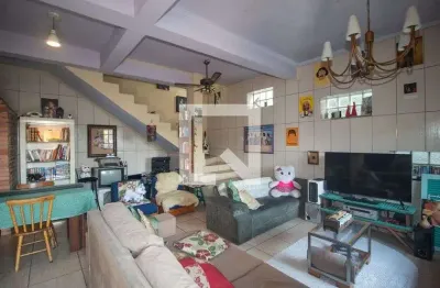 Casa com 5 quartos à venda na Rua Dea Coufal, Ipanema, Porto Alegre