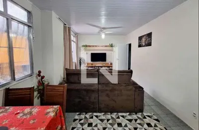 Casa com 2 quartos à venda na Rua Teixeira de Freitas, Fonseca, Niterói