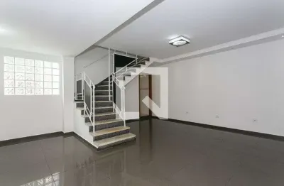 Casa com 3 quartos à venda na Rua Tuparaquara, Vila Carrão, São Paulo