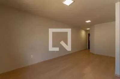 Casa com 4 quartos à venda na Rua Castelo Santarém, Castelo, Belo Horizonte