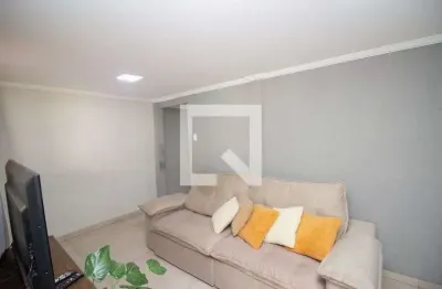 Casa com 4 quartos à venda na Rua Dom Geraldo Fernandes Bijos, Santa Helena, Contagem