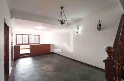 Casa com 3 quartos à venda na Rua Quedas, Vila Ede, São Paulo