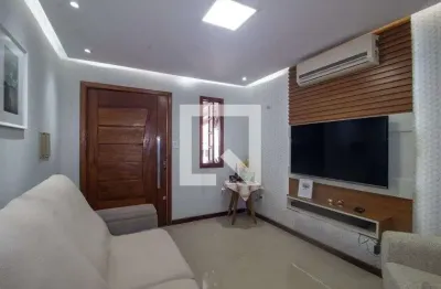 Casa com 2 quartos à venda na Rua Samuel Wainstein, Hípica, Porto Alegre