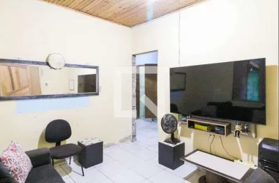 Casa com 2 quartos à venda na Rua Xangri Lá, Estância Velha, Canoas