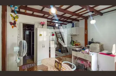 Casa com 4 quartos à venda na Estrada João Passuelo, Vila Nova, Porto Alegre